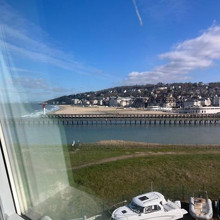 Mon Balcon Face A La Mer - Les Marinas โดวีลล์ ภายนอก รูปภาพ